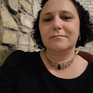 Meet your Posher, Kara